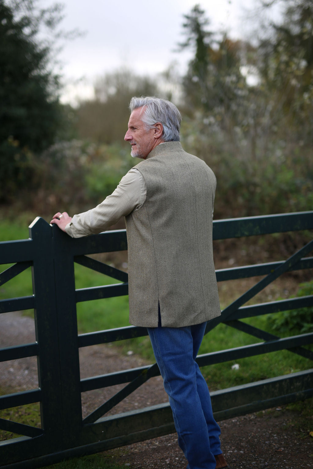 OSCAR Fine Tweed Nehru Gilet - Sable Herringbone